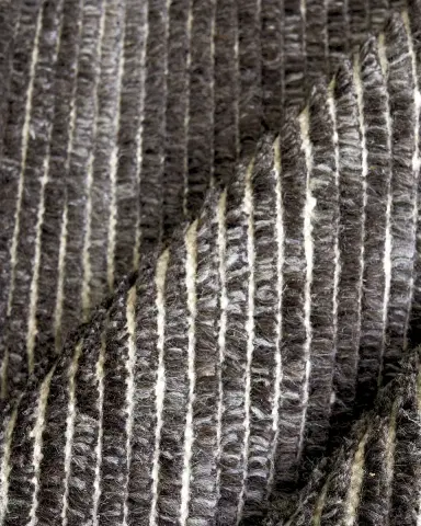 Exquisite Rugs Vincent Hand-Knotted Rug | Thumbnail 4