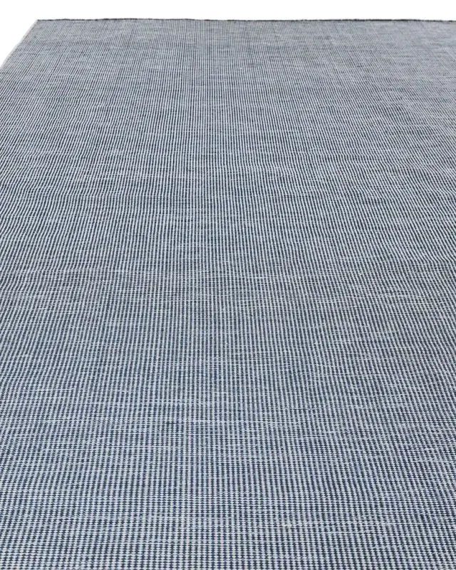 Exquisite Rugs Loren Indoor/Outdoor Flat-Weave Rug