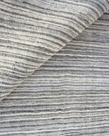 Exquisite Rugs Crockett Hand-Loomed Rug | Thumbnail 4