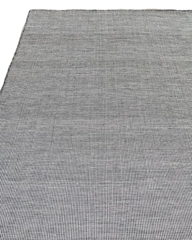 Exquisite Rugs Loren Indoor/Outdoor Flat-Weave Rug