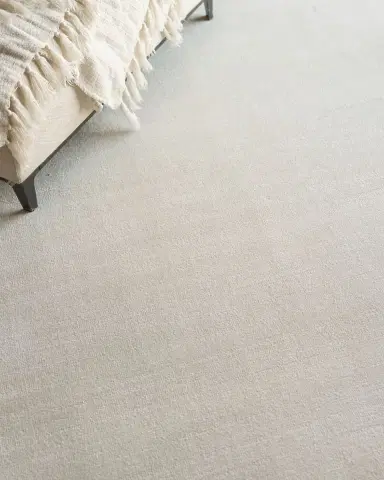 Exquisite Rugs Martelli Modern Hand-Loomed White Rug, 4 ' x 6 ' | Thumbnail 7 Exquisite Rugs Martelli Modern Hand-Loomed White Rug, 4 ' x 6 ' | Thumbnail 7