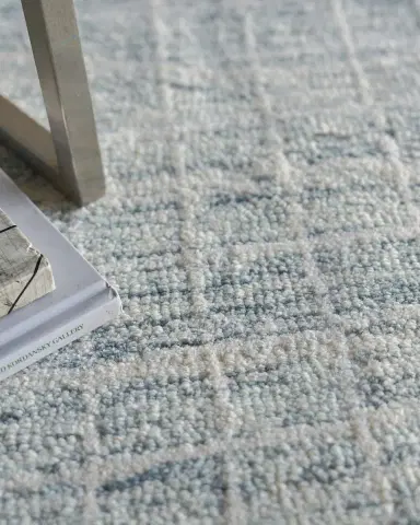Exquisite Rugs Miami Hand-Tufted Silver Rug | Thumbnail 6