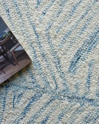 Exquisite Rugs Kascata Hand-Tufted Blue/Ivory Rug | Thumbnail 6 Exquisite Rugs Kascata Hand-Tufted Blue/Ivory Rug | Thumbnail 6