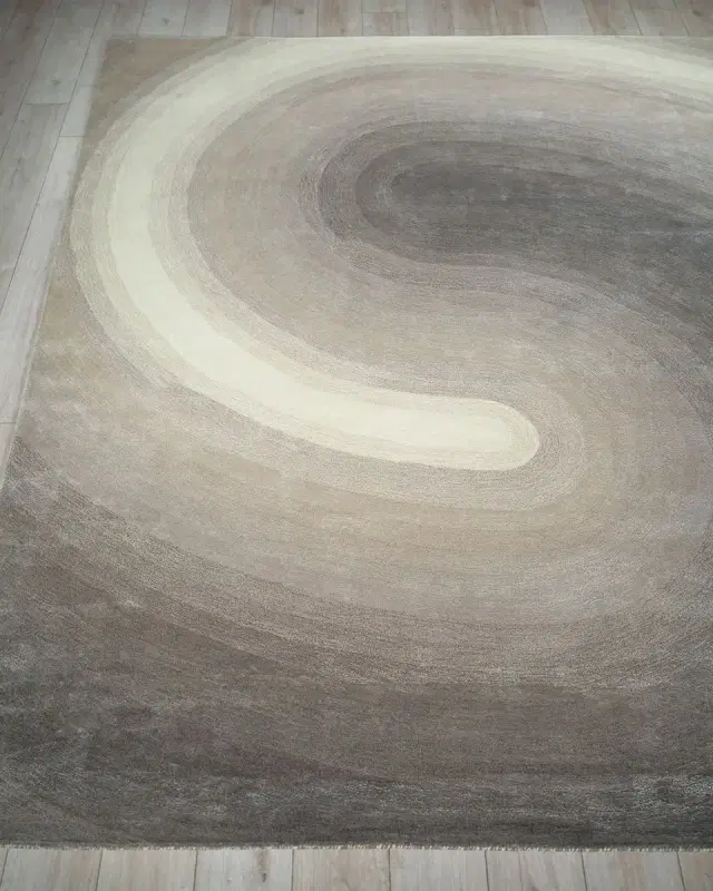 Exquisite Rugs Mitomo Hand-Tufted Charcoal &  Rug