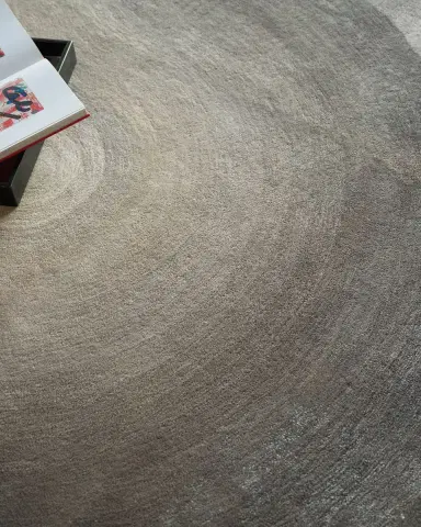 Exquisite Rugs Mitomo Hand-Tufted Charcoal & Ivory Rug | Thumbnail 4