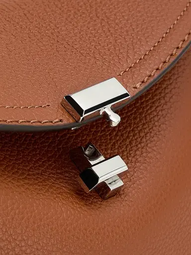 TOTEME Women's T-Lock Grained-Leather Clutch | Thumbnail 5 TOTEME Women's T-Lock Grained-Leather Clutch | Thumbnail 5