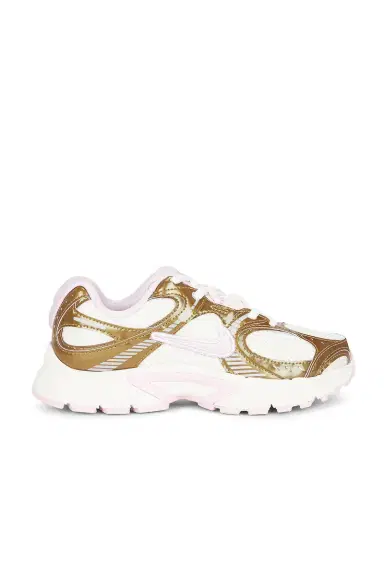 Nike V5 Runner Sneaker | Thumbnail 1
