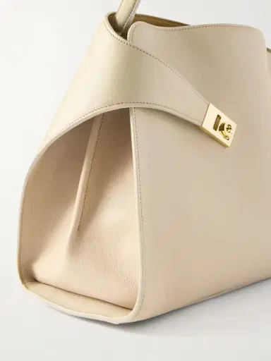 Ferragamo Hug Medium Leather Tote | Thumbnail 5 Ferragamo Hug Medium Leather Tote | Thumbnail 5