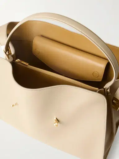 Ferragamo Hug Medium Leather Tote | Thumbnail 6 Ferragamo Hug Medium Leather Tote | Thumbnail 6