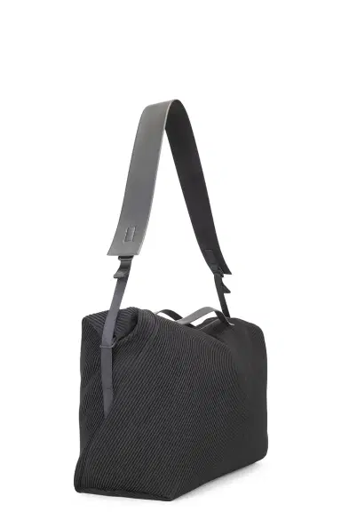 Homme Plissé Issey Miyake Pleats Travel Bag Bag | Thumbnail 3 Homme Plissé Issey Miyake Pleats Travel Bag Bag | Thumbnail 3