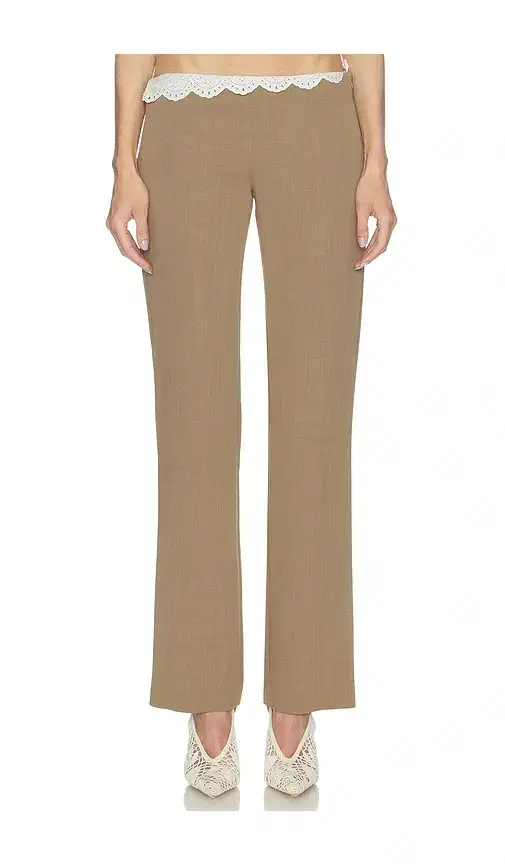 Scallop Waist Trouser
