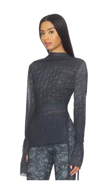Jade Cropper Side Slit Top | Thumbnail 2
