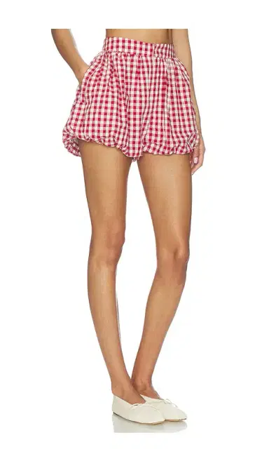 Maude Club Capri Shorts | Thumbnail 2