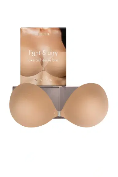 NOOD Light And Airy Luxe Adhesive Bra | Thumbnail 3 NOOD Light And Airy Luxe Adhesive Bra | Thumbnail 3
