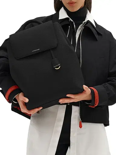 MAISON de SABRÉ Women's Medium Leather Soft Backpack - Black Caviar | Thumbnail 3 MAISON de SABRÉ Women's Medium Leather Soft Backpack - Black Caviar | Thumbnail 3