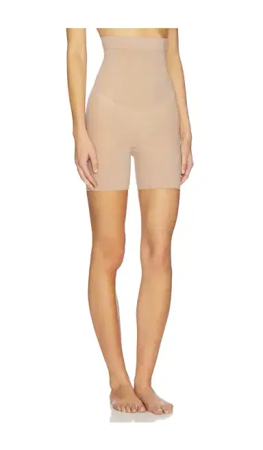 SKIMS Sheer Seamless Mid Thigh Short | Thumbnail 2