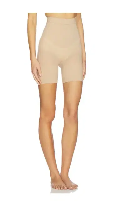 SKIMS Sheer Seamless Mid Thigh Short | Thumbnail 2