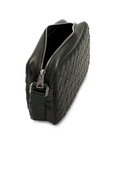 Bottega Veneta Classic Intrecciato Camera Bag | Thumbnail 4 Bottega Veneta Classic Intrecciato Camera Bag | Thumbnail 4