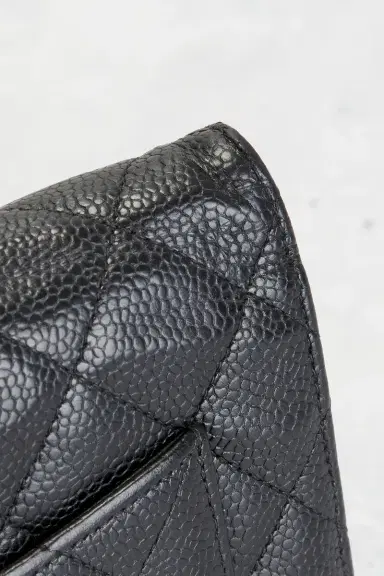 chanel Chanel Caviar Wallet On Chain | Thumbnail 8 chanel Chanel Caviar Wallet On Chain | Thumbnail 8