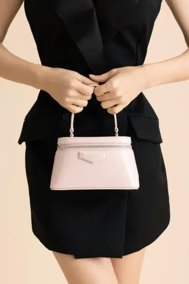 Givenchy Antigona Vanity Mini Bag - Baby Pink | Thumbnail 2 Givenchy Antigona Vanity Mini Bag - Baby Pink | Thumbnail 2