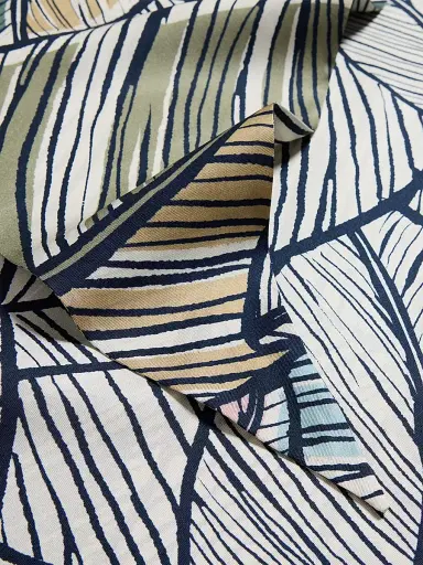 Giorgio Armani Men's Leaf Silk Scarf | Thumbnail 4
