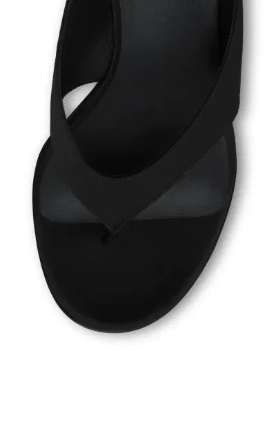 ALAÏA Satin Wedge Thong Mules | Thumbnail 4