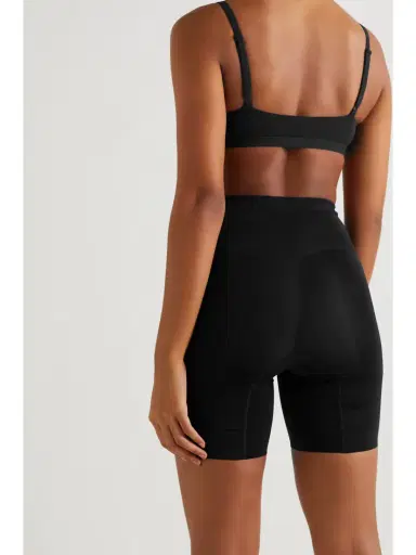 Spanx sculpt™ Oncore Mid-thigh Shorts | Thumbnail 3 Spanx sculpt™ Oncore Mid-thigh Shorts | Thumbnail 3