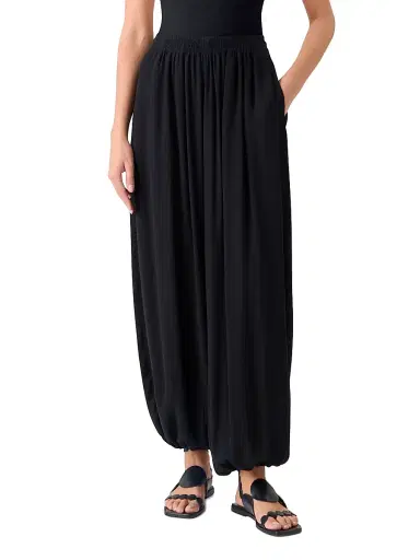 Akris punto Women's Crepe Mid-Rise Wide-Leg Elasticized Pants - Black | Thumbnail 2