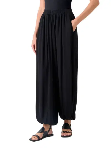 Akris punto Women's Crepe Mid-Rise Wide-Leg Elasticized Pants - Black | Thumbnail 3