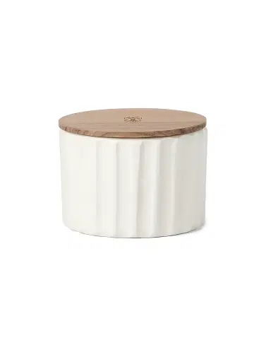 Brunello Cucinelli Small Scented Candle in Ridged Ceramic Vessel with Walnut Wood Lid - Milk | Thumbnail 4 Brunello Cucinelli Small Scented Candle in Ridged Ceramic Vessel with Walnut Wood Lid - Milk | Thumbnail 4