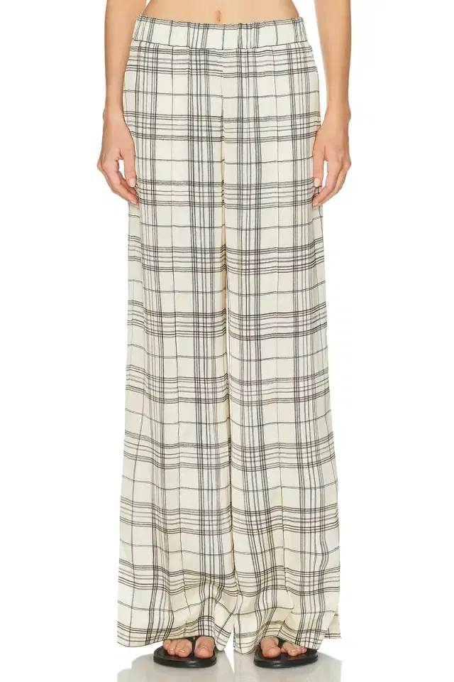 Wide Leg Trouser