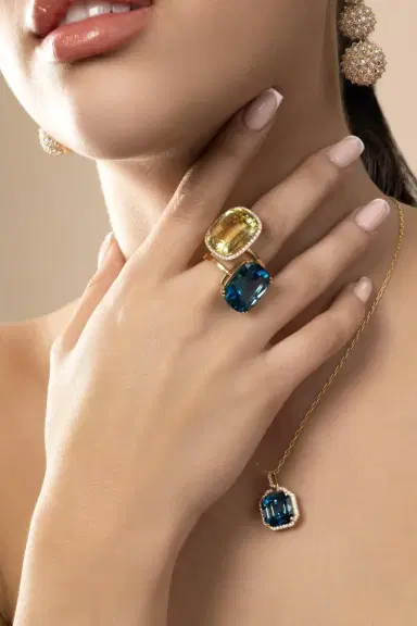 GOSHWARA Lemon Quartz Cushion Gossip Ring | Thumbnail 2