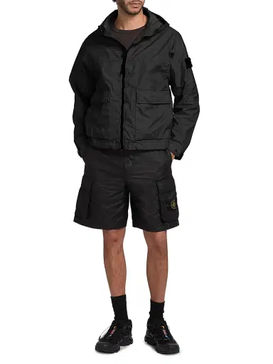 Stone Island Men's Logo Cargo Shorts - Black | Thumbnail 2 Stone Island Men's Logo Cargo Shorts - Black | Thumbnail 2