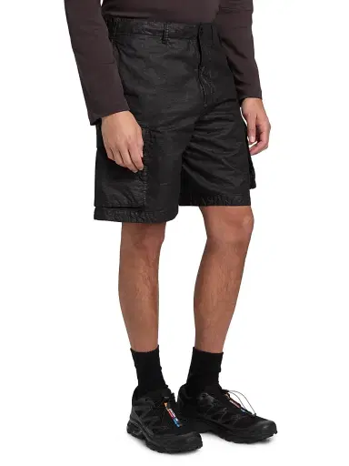 Stone Island Men's Logo Cargo Shorts - Black | Thumbnail 4 Stone Island Men's Logo Cargo Shorts - Black | Thumbnail 4