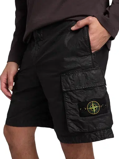 Stone Island Men's Logo Cargo Shorts - Black | Thumbnail 6 Stone Island Men's Logo Cargo Shorts - Black | Thumbnail 6