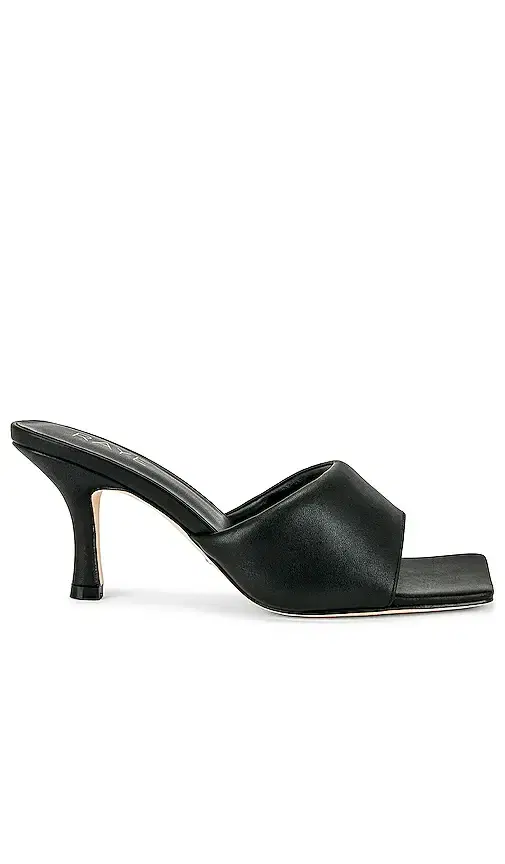 Abie Heel
