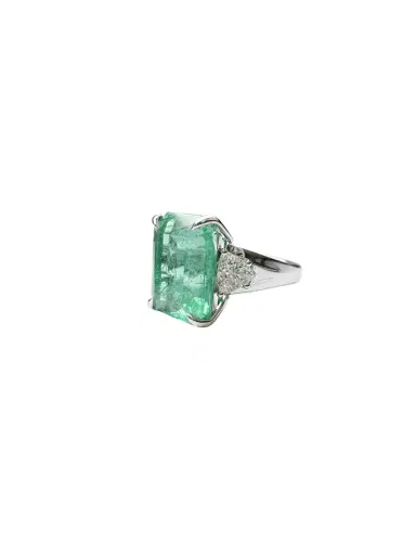 Wish Fine Jewelry 10.61ct Emerald Diamond 18K Gold Cocktail Ring | Thumbnail 2 Wish Fine Jewelry 10.61ct Emerald Diamond 18K Gold Cocktail Ring | Thumbnail 2