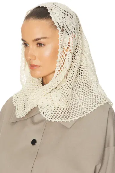 Karen Arcanjo Jona Scarf | Thumbnail 2
