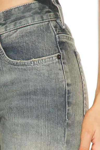 Balenciaga Flared Capri | Thumbnail 6