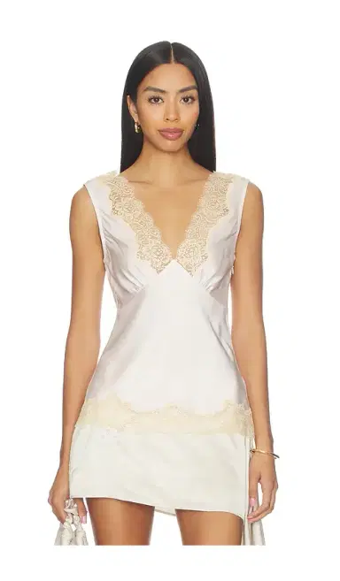 Lovers and Friends Zari Top | Thumbnail 1