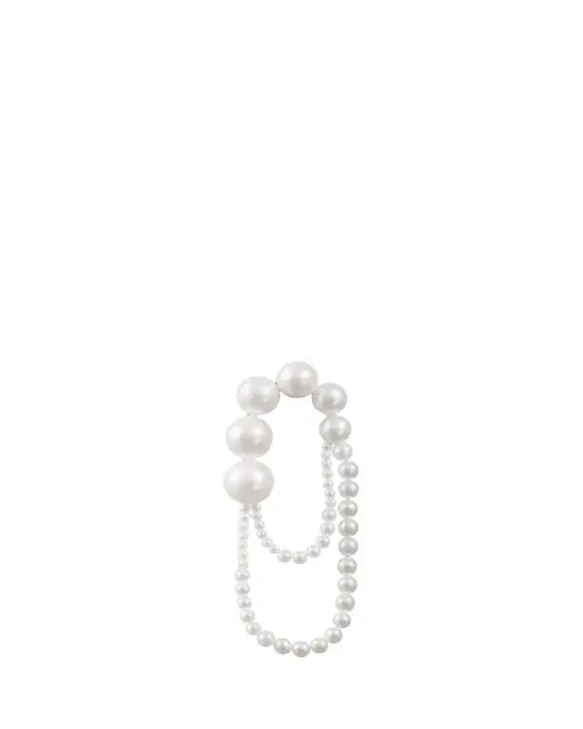 Sophie Bille Brahe 14K Yellow Gold Embrasse de Perle Graduating Freshwater Pearl Earring, Single (Left)