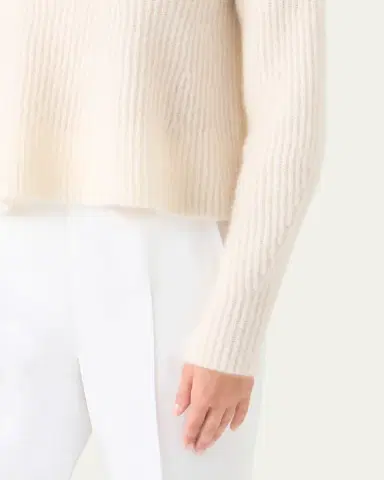 Akris Cashmere and Silk Raglan Crewneck Sweater | Thumbnail 5 Akris Cashmere and Silk Raglan Crewneck Sweater | Thumbnail 5