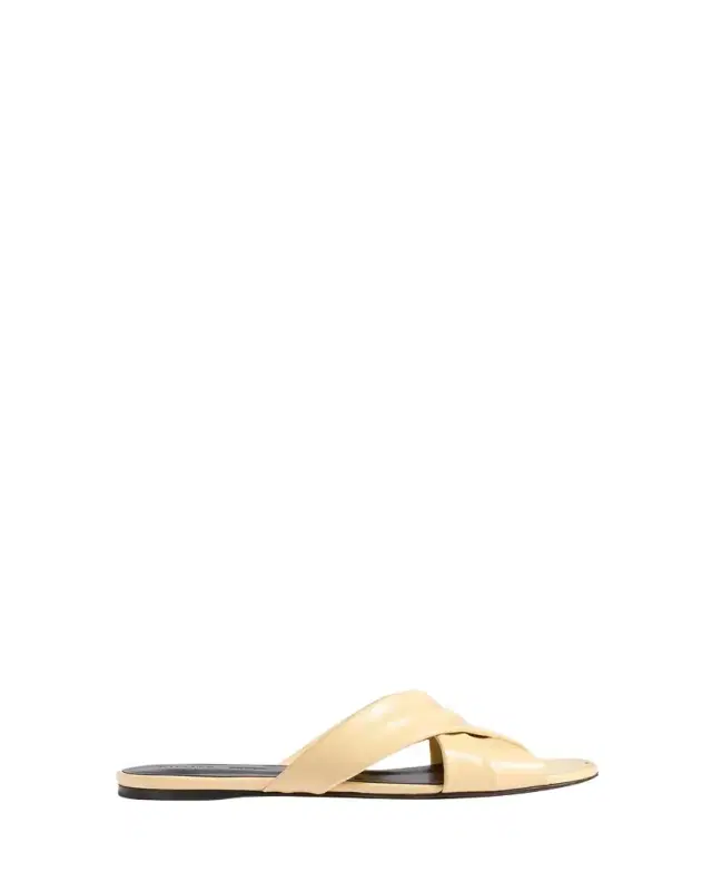 Liria Leather Flat Sandals