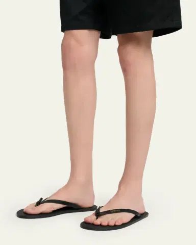 Saint Laurent Men's Leather Thong Sandals | Thumbnail 2 Saint Laurent Men's Leather Thong Sandals | Thumbnail 2