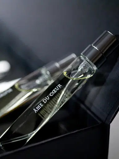 Liquides Imaginaires Seven Charms 7-Piece Global Fragrance Gift Box | Thumbnail 5