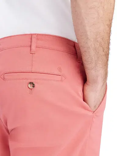 Robert Graham Men's Brightside Stretch-Cotton Shorts - Holly Berry - Size 42 | Thumbnail 6