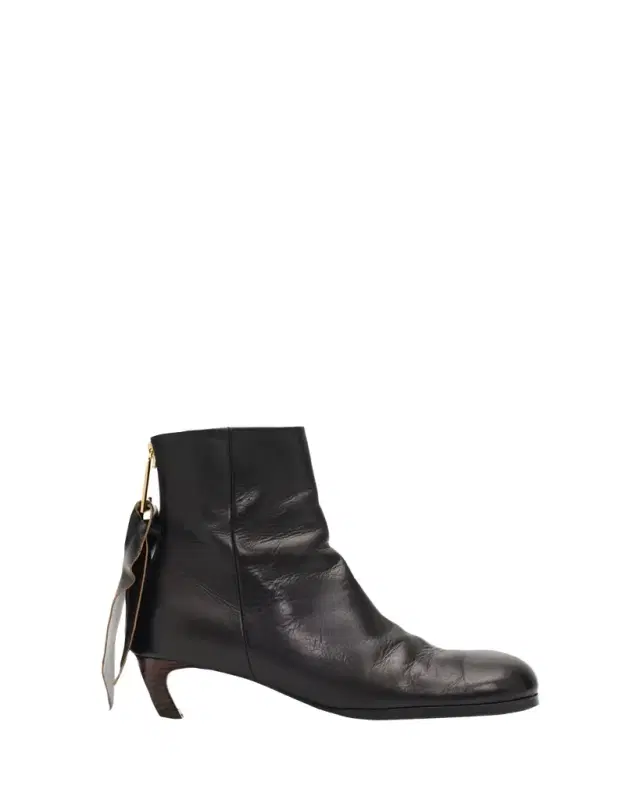 SACAI Puller Leather Ankle Booties