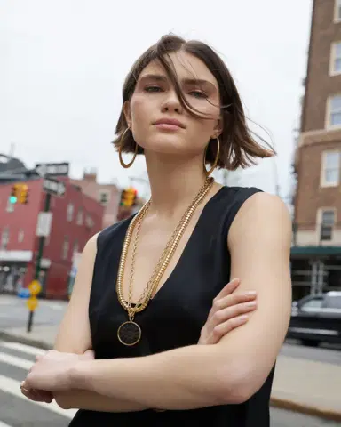 SIDNEY GARBER 18K Yellow Gold Oversized Oval Crescent Hoop Earrings | Thumbnail 2 SIDNEY GARBER 18K Yellow Gold Oversized Oval Crescent Hoop Earrings | Thumbnail 2