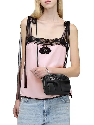Marc Jacobs Women's The Wave Micro Top Handle Bag - Black | Thumbnail 2 Marc Jacobs Women's The Wave Micro Top Handle Bag - Black | Thumbnail 2