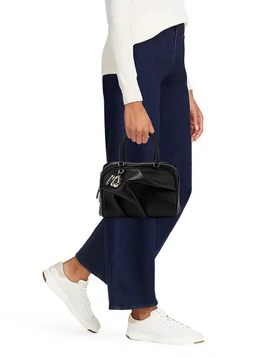 Marc Jacobs Women's The Small Wave Leather Top Handle Bag - Black | Thumbnail 2 Marc Jacobs Women's The Small Wave Leather Top Handle Bag - Black | Thumbnail 2